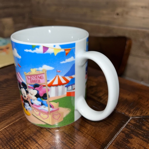 EUC Disney Mickey and Friends At The Fair Mug - Picture 2 of 8